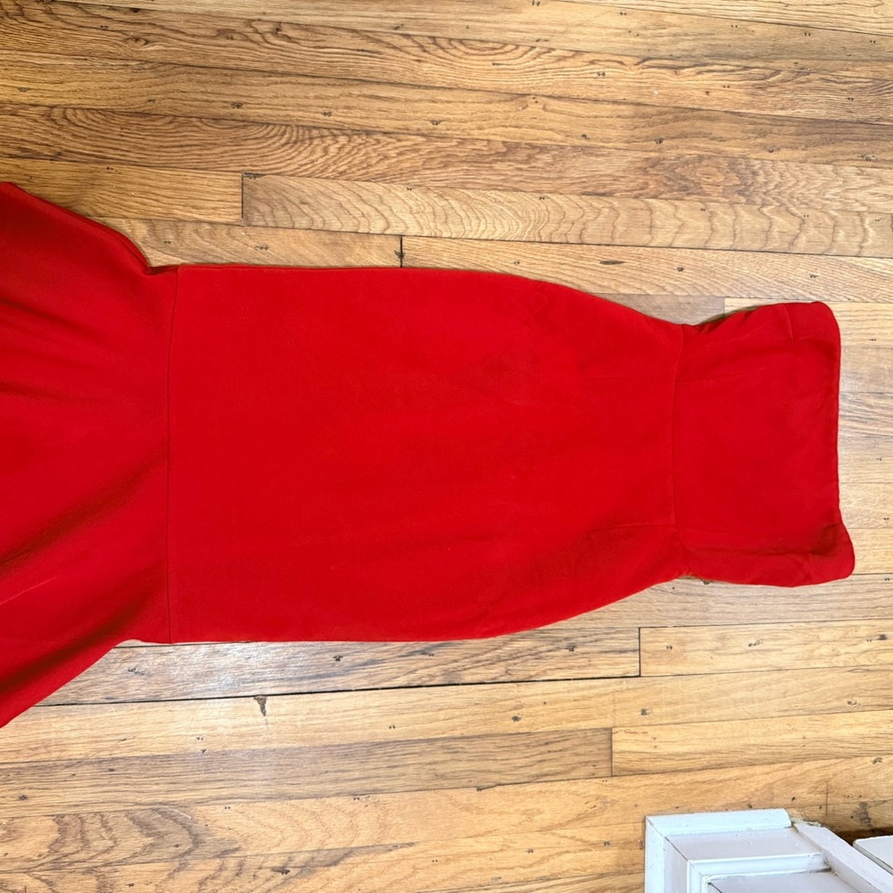 Classic Strapless Red Cocktail Dress
